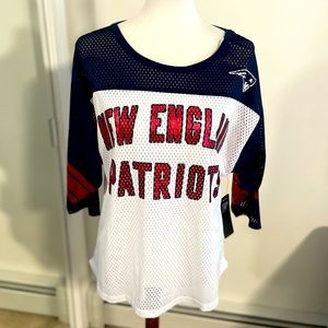 New w/o tags Patriots Jersey Size Medium.